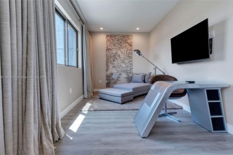 Купить таунхаус в Киссимми, Флорида 4 спальни, 219.06м2, № 1956116 - фото 26