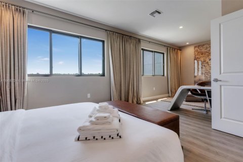 Купить таунхаус в Киссимми, Флорида 4 спальни, 219.06м2, № 1956116 - фото 28