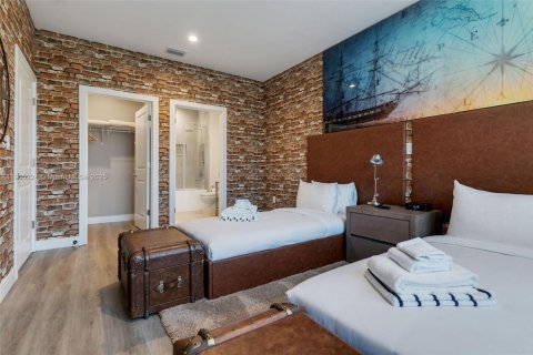 Купить таунхаус в Киссимми, Флорида 4 спальни, 219.06м2, № 1956116 - фото 22