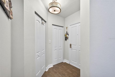 Copropriété à vendre à New Port Richey, Floride: 2 chambres, 124.4 m2 № 1880764 - photo 9