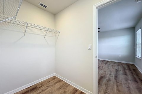 Townhouse in Winter Garden, Florida 3 bedrooms, 156.35 sq.m. № 1919643 - photo 28
