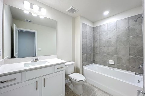 Townhouse in Winter Garden, Florida 3 bedrooms, 156.35 sq.m. № 1919643 - photo 24