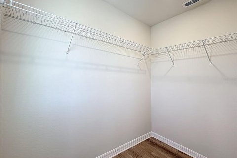 Townhouse in Winter Garden, Florida 3 bedrooms, 156.35 sq.m. № 1919643 - photo 27