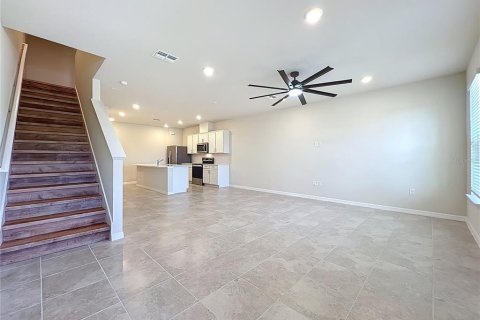Townhouse in Winter Garden, Florida 3 bedrooms, 156.35 sq.m. № 1919643 - photo 5