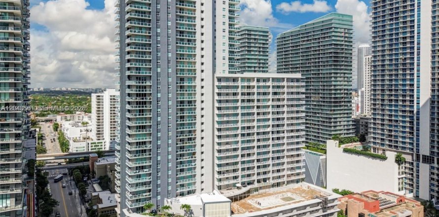 Condo à Miami, Floride, 1 chambre  № 2177793