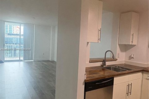 Copropriété à louer à Miami, Floride: 1 chambre, 68.47 m2 № 2177793 - photo 7