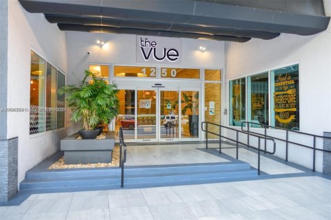 Copropriété à louer à Miami, Floride: 1 chambre, 68.47 m2 № 2177793 - photo 2