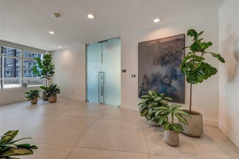 Copropriété à louer à Miami, Floride: 1 chambre, 68.47 m2 № 2177793 - photo 10