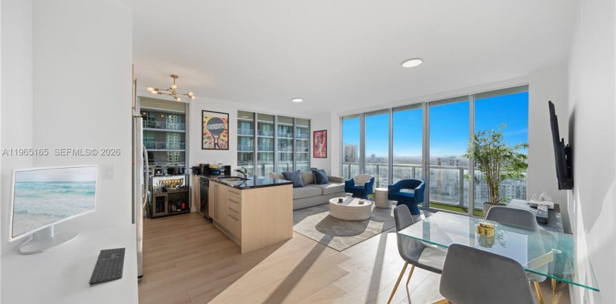 Condo à Miami, Floride, 2 chambres № 2026486