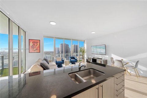 Copropriété à vendre à Miami, Floride: 2 chambres, 102.84 m2 № 2026486 - photo 8