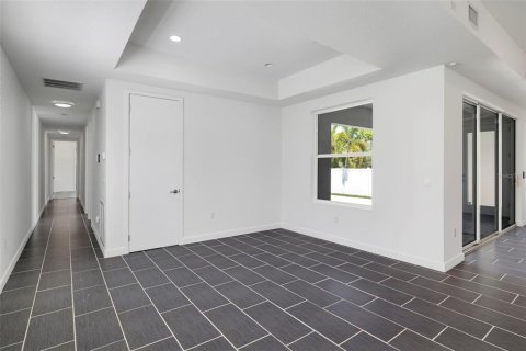 House in Sarasota, Florida 3 bedrooms, 213.49 sq.m. № 2220578 - photo 21