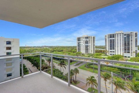 Condo in Boca Raton, Florida, 3 bedrooms  № 1222654 - photo 1