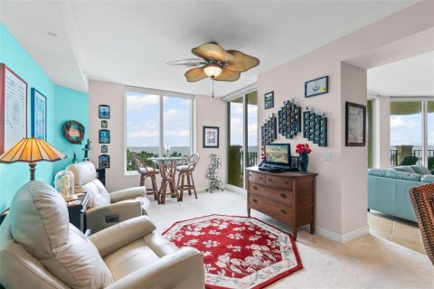 Condo in Palm Coast, Florida, 2 bedrooms  № 1894618 - photo 17