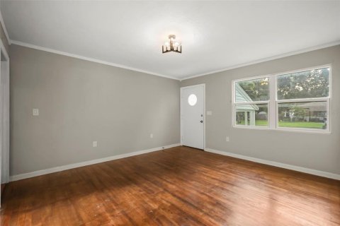 House in Sanford, Florida 3 bedrooms, 108.05 sq.m. № 2394415 - photo 5