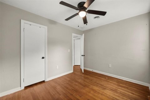 House in Sanford, Florida 3 bedrooms, 108.05 sq.m. № 2394415 - photo 22