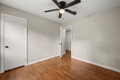 House in Sanford, Florida 3 bedrooms, 108.05 sq.m. № 2394415 - photo 15