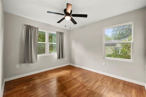 House in Sanford, Florida 3 bedrooms, 108.05 sq.m. № 2394415 - photo 16