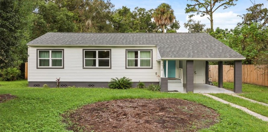 House in Sanford, Florida 3 bedrooms, 108.05 sq.m. № 2394415