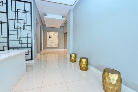 Condominio en alquiler en Miami, Florida, 1 dormitorio, 52.03 m2 № 1986229 - foto 10
