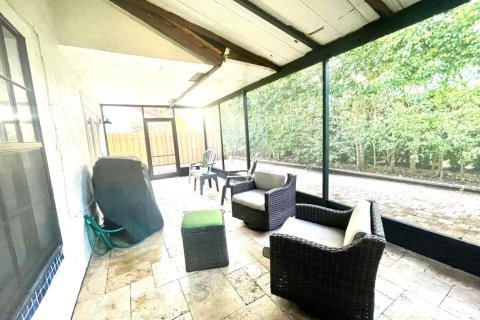 Adosado en alquiler en Wellington, Florida, 3 dormitorios, 137.59 m2 № 1187217 - foto 1