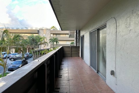 Condominio en venta en Miami, Florida, 2 dormitorios, 96.99 m2 № 1981822 - foto 19