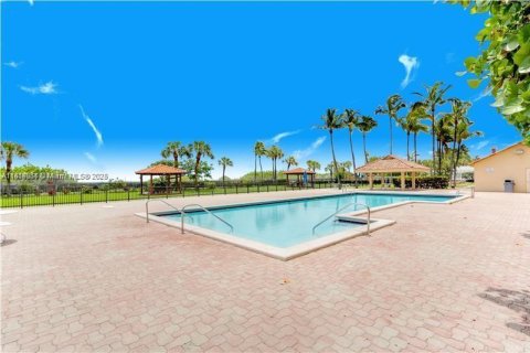 Condominio en alquiler en Miami Beach, Florida, 1 dormitorio, 78.78 m2 № 1941105 - foto 14