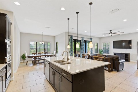 Villa ou maison à vendre à Wesley Chapel, Floride: 6 chambres, 450.2 m2 № 2217510 - photo 12