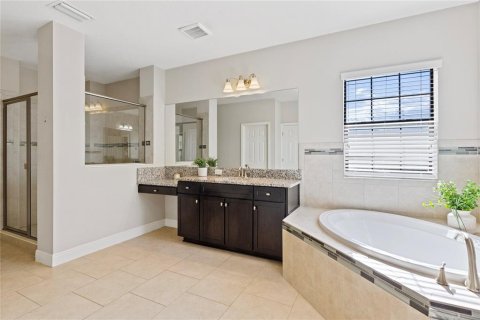 Villa ou maison à vendre à Wesley Chapel, Floride: 6 chambres, 450.2 m2 № 2217510 - photo 25