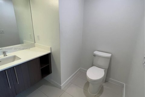 Copropriété à louer à Doral, Floride: 1 chambre, 71.07 m2 № 1998173 - photo 14