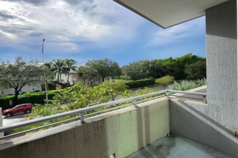 Copropriété à louer à Doral, Floride: 1 chambre, 71.07 m2 № 1998173 - photo 15