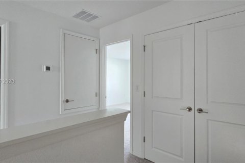 Adosado en venta en Davenport, Florida, 3 dormitorios № 2073113 - foto 14