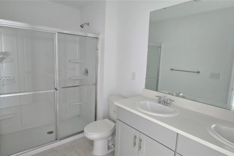 Adosado en venta en Davenport, Florida, 3 dormitorios № 2073113 - foto 18