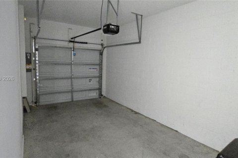 Adosado en venta en Davenport, Florida, 3 dormitorios № 2073113 - foto 7