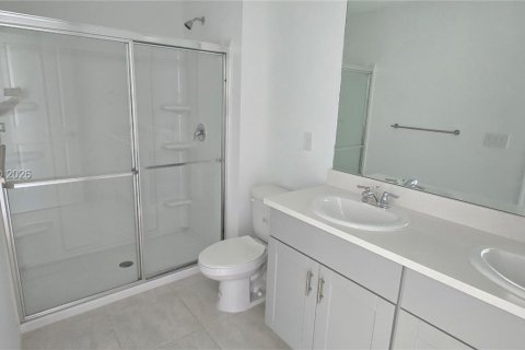 Adosado en venta en Davenport, Florida, 3 dormitorios № 2073113 - foto 19