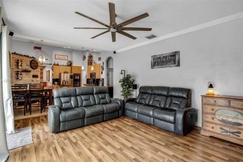Casa en venta en Pembroke Pines, Florida, 4 dormitorios, 199.65 m2 № 2077389 - foto 29
