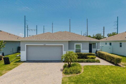 Casa en venta en Clermont, Florida, 3 dormitorios, 172.05 m2 № 1757785 - foto 1