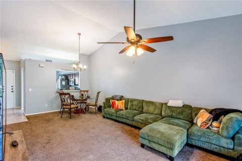 Copropriété à vendre à Orlando, Floride: 2 chambres, 94.11 m2 № 1544130 - photo 13