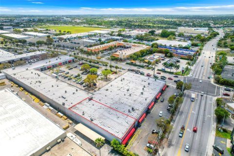 Propiedad comercial en venta en Cutler Bay, Florida № 1874575 - foto 5