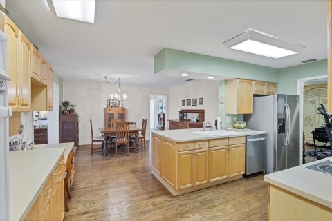 House in Bradenton, Florida 5 bedrooms, 275.73 sq.m. № 1572524 - photo 14