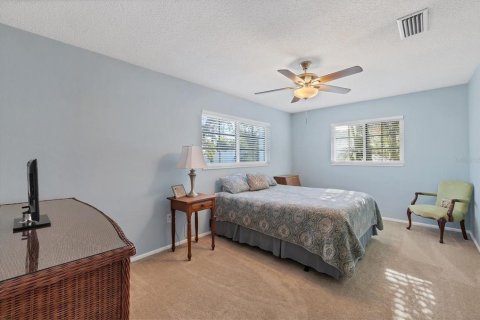 House in Bradenton, Florida 5 bedrooms, 275.73 sq.m. № 1572524 - photo 25