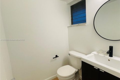 Condominio en venta en Miami, Florida, 1 dormitorio, 88.63 m2 № 1752771 - foto 8