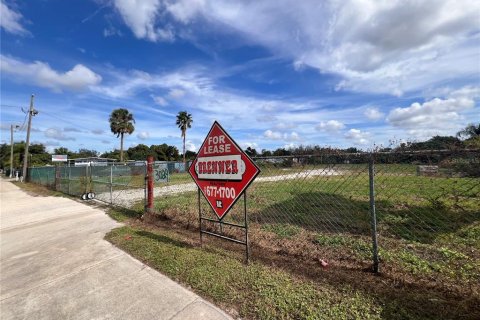 Propiedad comercial en alquiler en Winter Park, Florida № 1834830 - foto 7