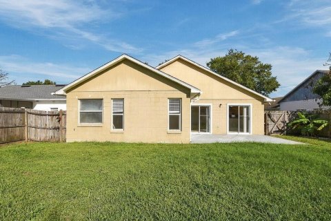 Villa ou maison à louer à Orlando, Floride: 3 chambres, 123.19 m2 № 2423891 - photo 16