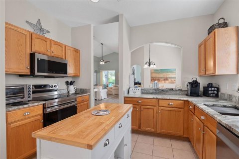 House in Palm Coast, Florida 2 bedrooms, 152.08 sq.m. № 2313283 - photo 3