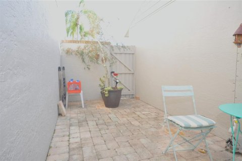 Casa en venta en Palm Harbor, Florida, 2 dormitorios, 134.24 m2 № 1548541 - foto 22