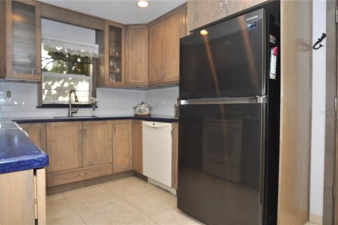 Casa en venta en Palm Harbor, Florida, 2 dormitorios, 134.24 m2 № 1548541 - foto 8