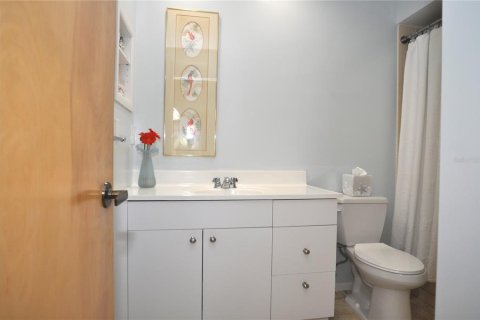 Casa en venta en Palm Harbor, Florida, 2 dormitorios, 134.24 m2 № 1548541 - foto 18