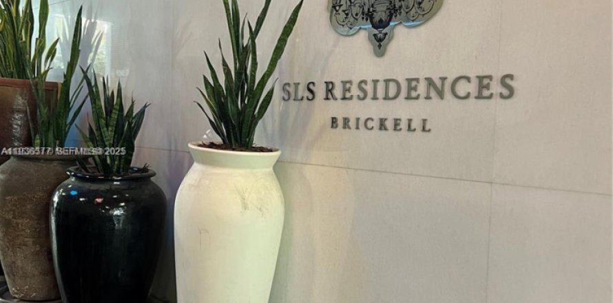 Condo in Miami, Florida, 2 bedrooms  № 1994590