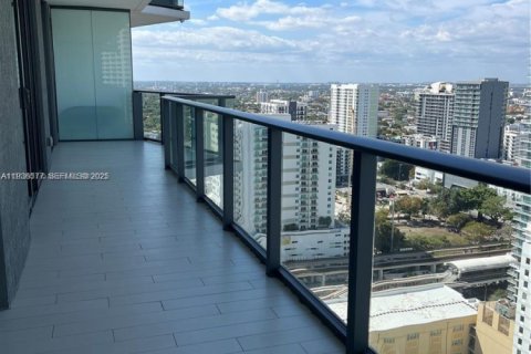 Condo in Miami, Florida, 2 bedrooms  № 1994590 - photo 4