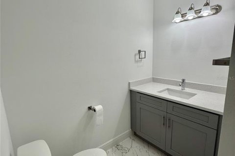 Adosado en alquiler en Kissimmee, Florida, 4 dormitorios, 211.91 m2 № 1908478 - foto 28